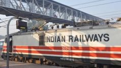Indian Railways: रेल यात्रियों की बल्ले-बल्ले, इस  क्लास में यात्रा करने वालों को देना होगा कम किराया, रिफंड होगा पहले से बुक टिकटों का पैसा