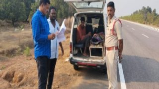 पत्नी के शव को कंधे पर उठाकर गांव जा रहे ओडिशा के शख्स की आंध्र पुलिस ने की मदद