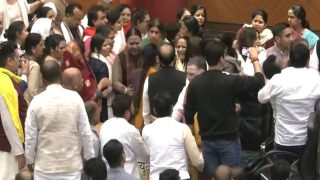 WATCH | Ruckus Inside MCD House: BJP, AAP Councillors Exchange Blows, Hurl Plastic Bottles