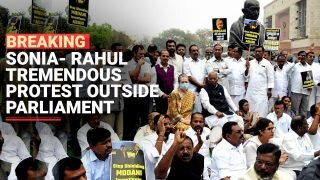 Sonia Gandhi, Mallikarjun Kharge, Rahul Gandhi join Opposition protest over Adani issue - Watch Video