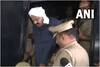Umesh Pal Kidnapping Case: गैंगस्टर अतीक अहमद को गुजरात की साबरमती जेल में किया गया शिफ्ट | VIDEO