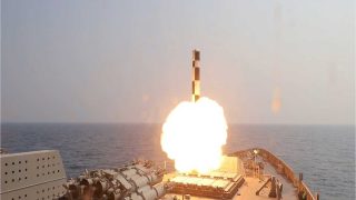 Indian Navy ने अरब सागर में DRDO के स्वदेशी डिजाइन सीकर और बूस्टर के साथ ब्रह्मोस मिसाइल का सफल टेस्ट किया