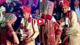 Groom Gets Romantic During Jaimala, His Friends Give Him Shock Of His Life. Watch