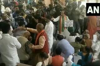 Video: लालू यादव, राबड़ी देवी, मीसा भारती को बेल पर विधानसभा परिसर में लड्डू बांटने को लेकर RJD-BJP के विधायक भिड़े