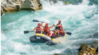 Planning Rishikesh Trip This Holi? Remove River Rafting From Your Bucket List. Here's Why