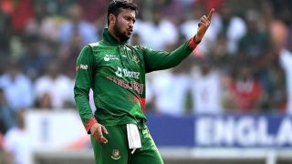 BAN vs ENG: शाकिब अल हसन ने रचा इतिहास, बांग्लादेश ने तीसरे वनडे में वर्ल्ड चैंपियन इंग्लैंड को किया चारों खाने चित