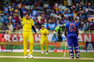 IND vs AUS: सूर्यकुमार यादव लगातार दूसरी बार हुए 'गोल्डन डक' का शिकार, बनाया शर्मनाक रिकॉर्ड