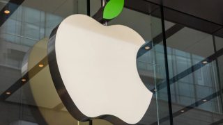 Apple Threatens to Take Against Staff Who Don't Come To Office 3 Days A Week: Report