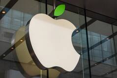 Apple Threatens to Take Against Staff Who Don't Come To Office 3 Days A Week