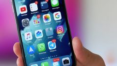 25000 से कम दाम में मिल रहे Oppo से लेकर Samsung तक के ये धाकड़ फोन