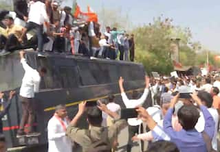 Protest Over Pulwama Widow Row Turns Violent in Rajasthan   s Jaipur, Stones Pelted | 10 Points