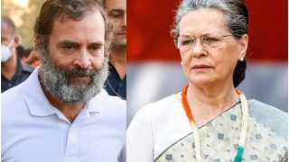 Rahul Gandhi Disqualification: राहुल गांधी से मिलीं सोनिया गांधी, कार्यकर्ता सड़कों पर उतरे, कांग्रेस नेताओं ने कहा- मजबूती से लड़ेंगे