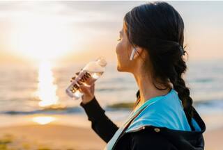 Facts About Drinking Water: When And How Much Should We Consume in a Day? FAQs Answered by Expert