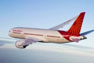 लंदन जा रही Air India की फ्लाइट में यात्री ने किया हंगामा, विमान को वापस दिल्ली में करानी पड़ी लैंडिंग