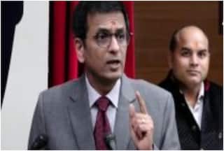 ...जब सुनवाई के दौरान चीफ जस्टिस ने लगा दी वकील को फटकार, कहा- 'मेरे अधिकार से खिलवाड़ न करें'; जानें पूरा मामला