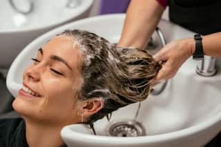 Hair Care Tips: Why Do Consumers Prefer Sulphate And Paraben-Free Shampoo? Expert Speaks!