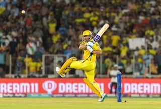 Dhoni Injured? Chennai Coach Gives Skipper's Health Update After RR Beat CSK
