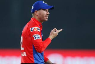 DC vs MI: डेविड वॉर्नर ने बताया अंतिम गेंद पर विकेटकीपर को फ्लैट थ्रो क्यों नहीं दी? यही बनी दिल्ली की हार वजह