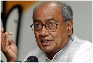 'Friendly Fights Happen': Digvijaya Singh Plays Down Differences With Akhilesh On Seat Distribution | WATCH