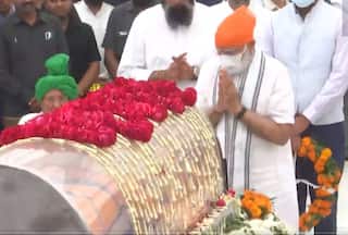 पंजाब के पूर्व मुख्यमंत्री प्रकाश सिंह बादल का निधन, अंतिम दर्शन को पहुंचे पीएम मोदी, बिहार में दो दिन का शोक | Live Update