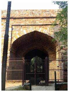 7 Most Haunted Places In Delhi