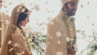 Ranbir Kapoor-Alia Bhatt's First Wedding Anniversary: Couple Takes Pheras in Bollywood Style as Soni Razdan Shares Unseen Photo From Ceremony