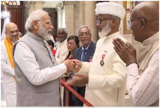 'आपने मेरी सोच को गलत साबित कर दिया', पद्मश्री अवार्ड मिलने के बाद PM मोदी से बोले शाह रशीद अहमद कादरी | VIDEO