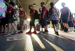 Singapore Witnesses New Covid-19 Wave, Sees Massive Spike in Infections