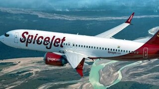 Srinagar-Bound SpiceJet Flight Makes Emergency Landing at Delhi Airport Due To False Warning
