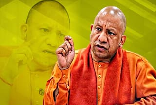 Atiq Ahmed Shot Dead: UP CM Yogi Adityanath Calls High-level Meeting, Summons Top Cops