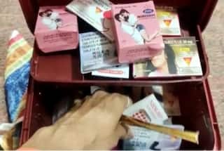 मेकअप बॉक्स में गर्भनिरोधक गोली और कंडोम, एमपी के सामूहिक विवाह कार्यक्रम पर मचा बवाल