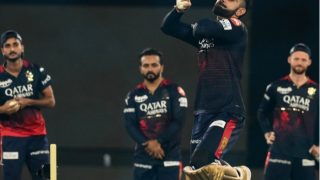 Virat Kohli Turns Bowler At RCB Nets Ahead Of Sunrisers Hyderabad Clash In IPL 2023 | WATCH