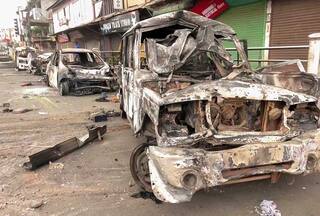 Manipur Violence: मृतकों की संख्या बढ़कर 54 हुई, 150 से अधिक घायल, इंफाल घाटी में शांति बहाली शुरू