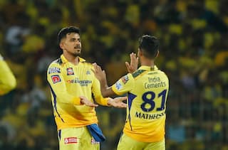 पाथिराना को बताया कि जीते तो हमें 9 करोड़ रुपए मिलेंगे: CSK के खिलाड़ियों को कुछ ऐसे मोटिवेट करते हैं दीपक चाहर