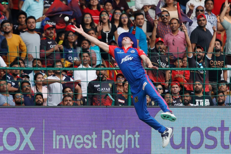 DC Vs RCB, IPL 2023: बैंगलोर के खिलाफ मैच से पहले स्वदेश लौटा दिल्ली कैपिटल्स का तेज गेंदबाज