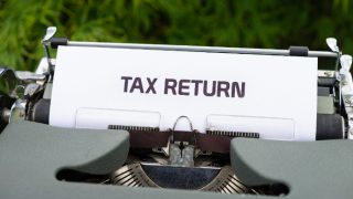 Income Tax Filing For AY23-24: Avoid These 5 Mistakes While Filing ITR