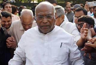 Congress अध्यक्ष मल्लिकार्जुन खड़गे को पंजाब की कोर्ट ने 100 करोड़ रुपए की मानहानि का सम्मन भेजा