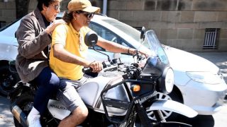 Amitabh Bachchan Rides Without a Helmet And Mumbai Police Is Not a Fan This Time!