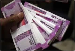 Rs 2,000 Notes Withdrawn From Circulation: Will It Impact India   s Middle Class?