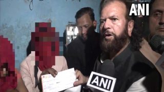 Delhi Murder Case: पीड़ित परिवार से मिले भाजपा सांसद हंसराज हंस, सौंपा लाख रुपये का चेक