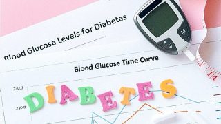 Diabetic Foot Care in Summer: 5 Tips to Monitor Glucose, And Maintain Healthy Feet