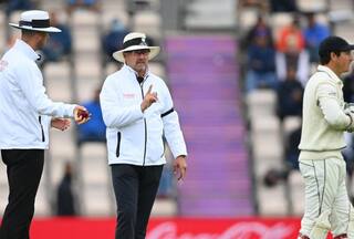 क्या है सॉफ्ट सिग्नल नियम? जिसे सौरव गांगुली की ICC कमिटी ने लिया हटाने का फैसला