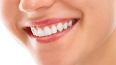इस तेल से करें मसूड़ों की मालिश, सूजन और दर्द दोनों होंगे छूमंतर