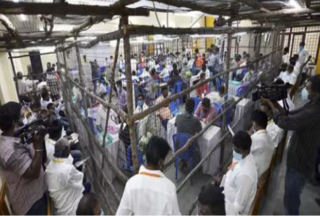 Suar Election Result: रामपुर की स्वार सीट पर सपा को झटका, भाजपा गठनबंधन उम्मीदवार ने 10000 वोटों से जीता चुनाव