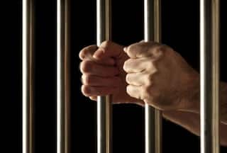 Gujarat News: पुलिस ने किया ऑनलाइन क्रिकेट सट्टेबाजी रैकेट का भंडाफोड़, 20 लोग गिरफ्तार