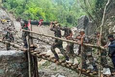 उत्तरी सिक्किम में मूसलाधार बारिश के बाद भूस्खलन में फंसे 2,464 पर्यटक बचाए गए, Army ने आज 300 का रेस्क्यू किया