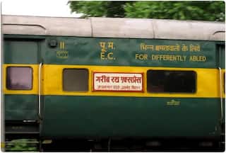 Garib Rath Train News: आनंद विहार-जयनगर गरीब रथ एक्सप्रेस में लगी आग, समस्तीपुर के पास हुआ हादसा
