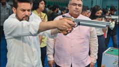 ...जब स्पोर्ट्स मिनिस्टर अनुराग ठाकुर ने उठाई बंदूक और लगाया निशाना | देखें तस्वीरें और VIDEO