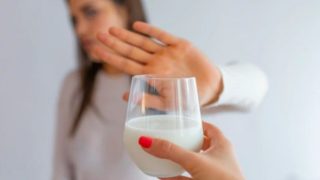 Milk And Diabetes: Is Drinking Milk Safe For People Suffering With Diabetes? Expert Reveals