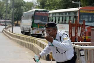Traffic Cop Dies After Fainting Due To Severe Heat In Ayodhya